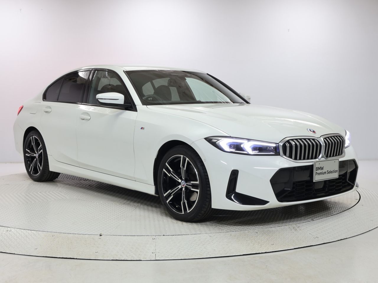 320d xDrive Berline RHD