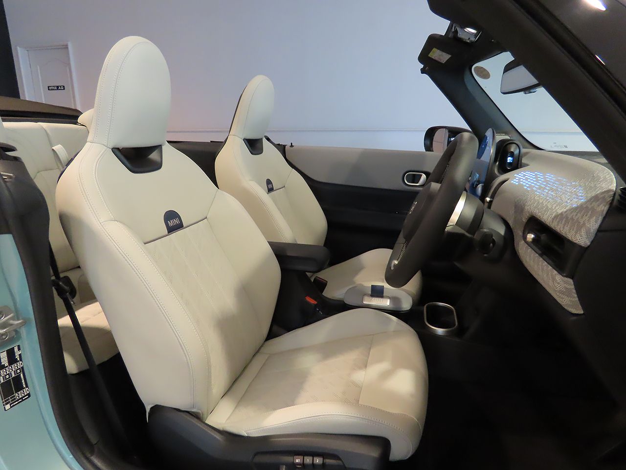 F67 MINI Cooper Convertible C
