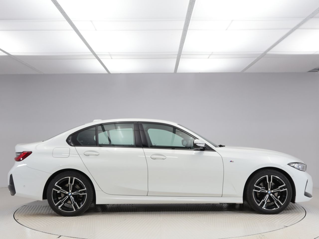 320d xDrive Berline RHD