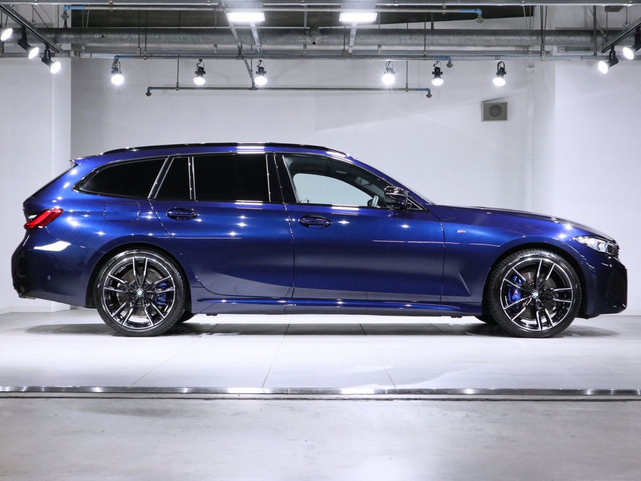 G21 M340i xDrive Touring LCI RHD