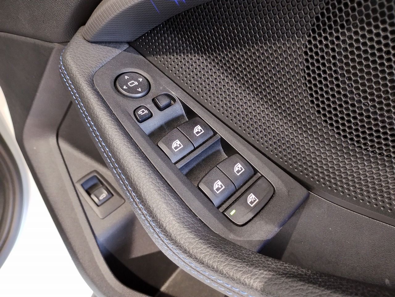 F40 M135i xDrive Sports Hatch 5-door B48 2.0i
