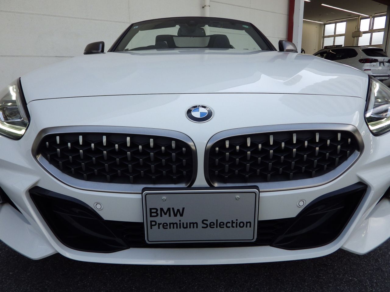 G29 Z4 M40i RHD