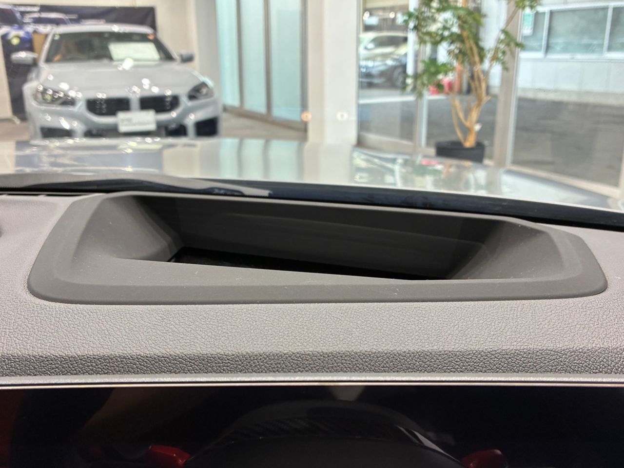 G** M* C********** * x***** T******