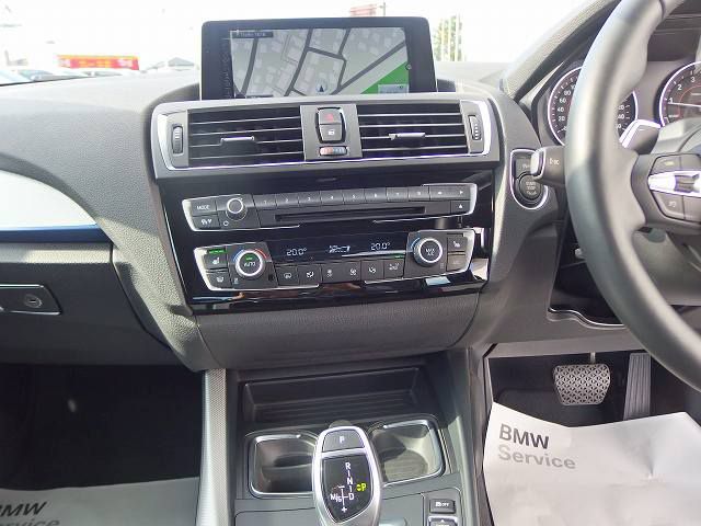 220I CABRIOLET RHD