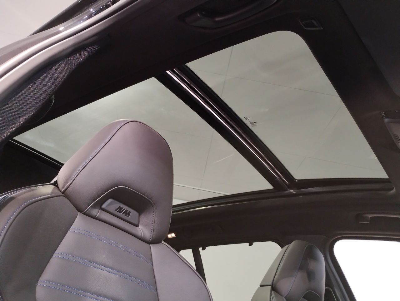 G01 X3 M40i RHD LCI ZA