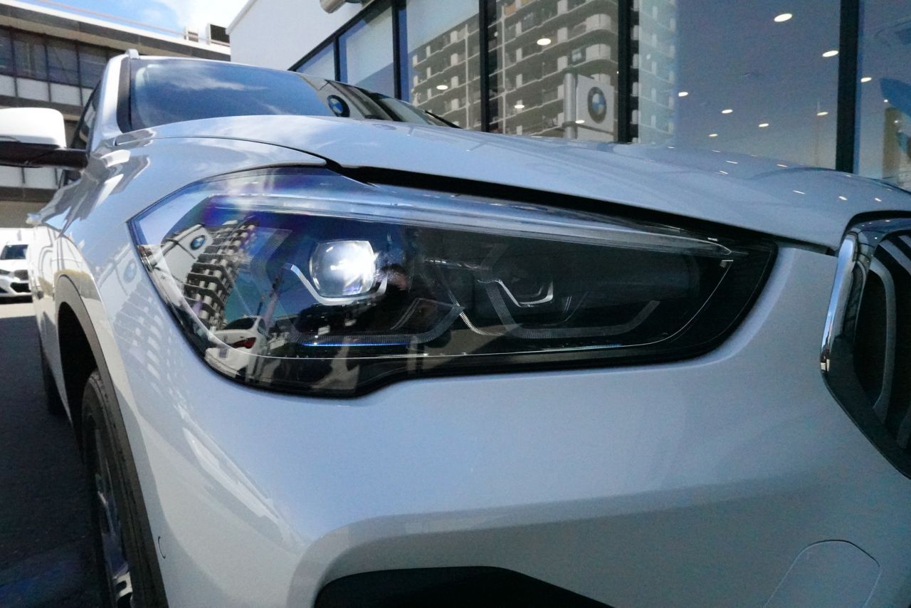 X1 sDrive18i RHD