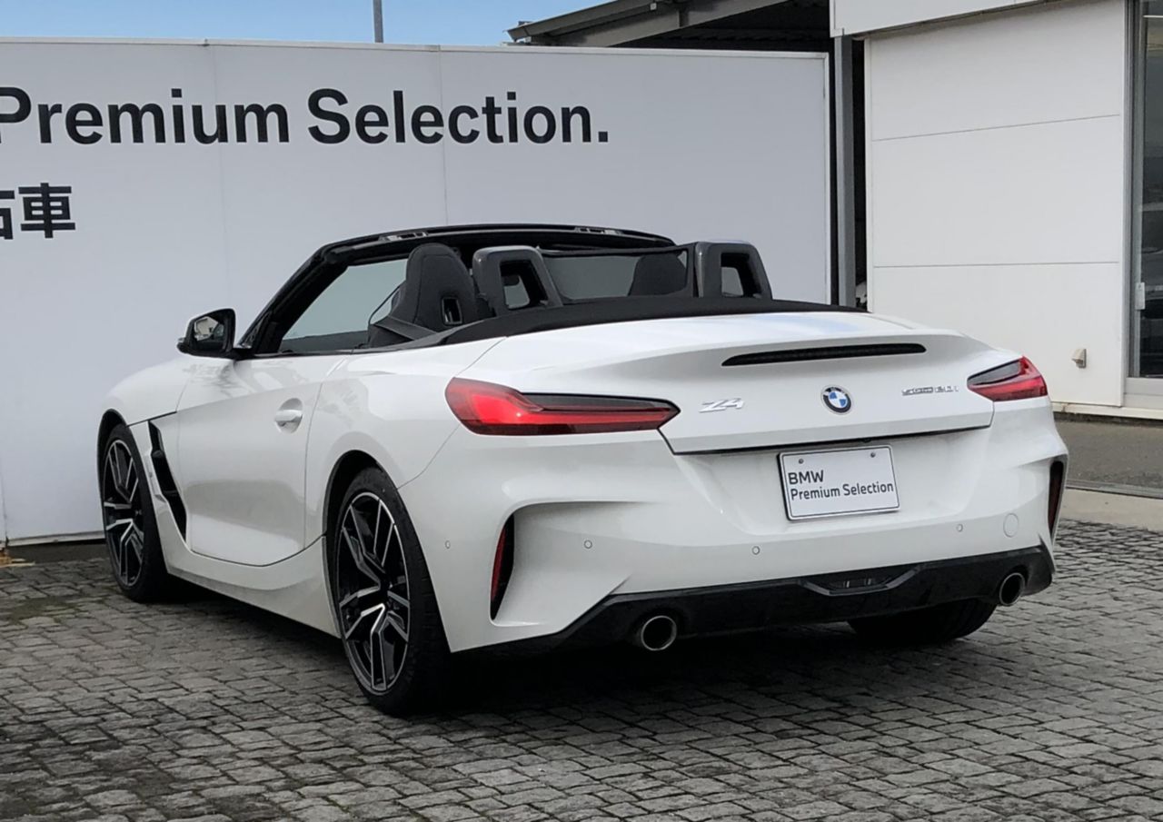 G29 z4 sDrive20i RHD