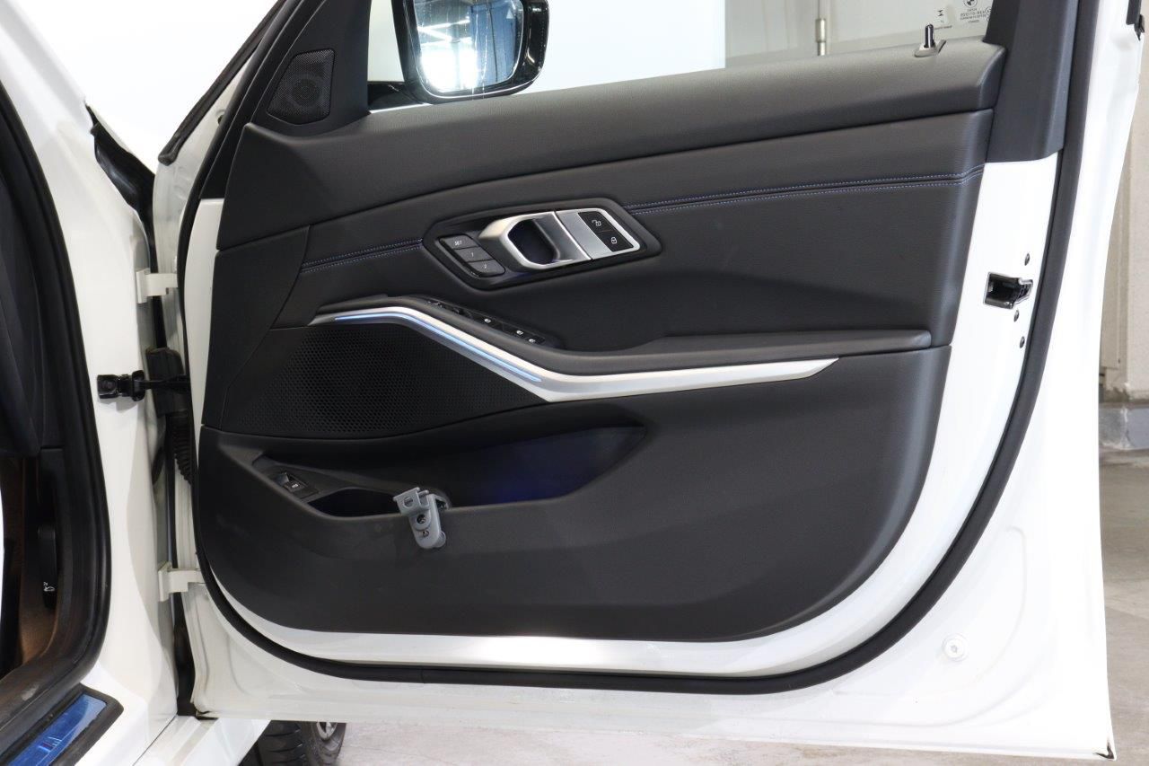 G21 318i Touring