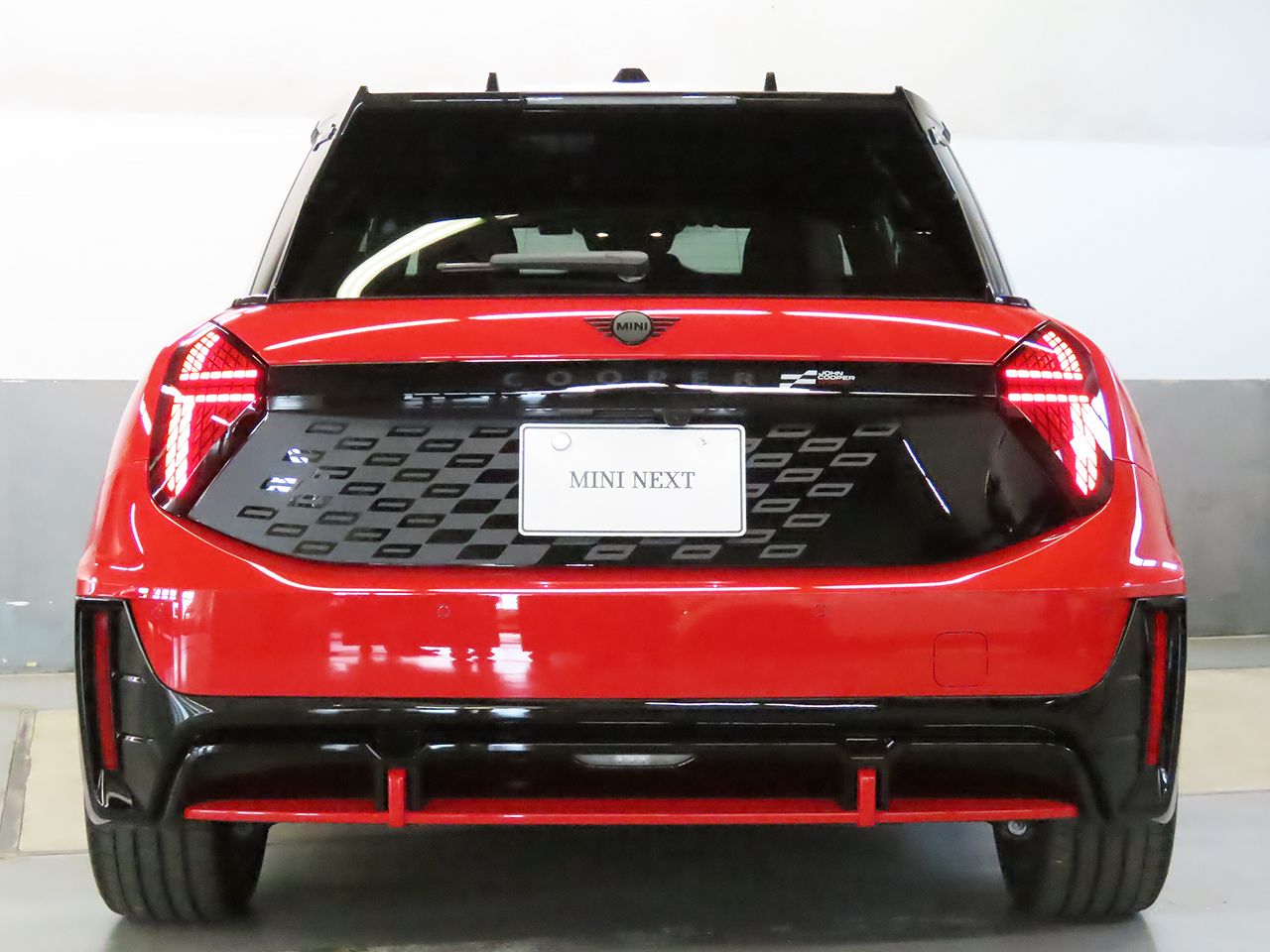 J01 MINI John Cooper Works Electric