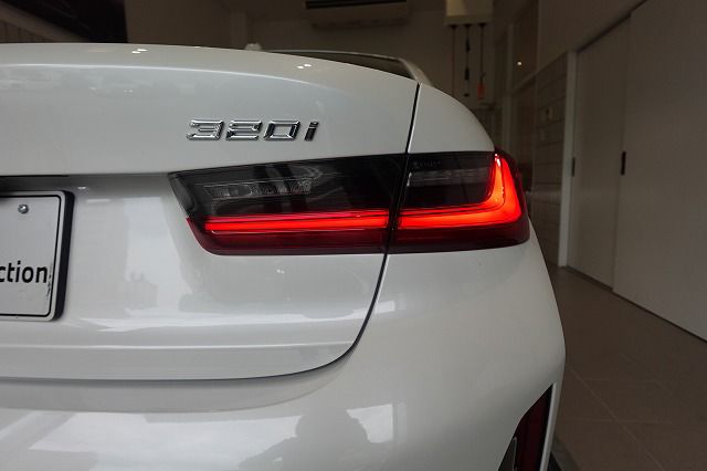 G20 320i Saloon LCI RHD MX