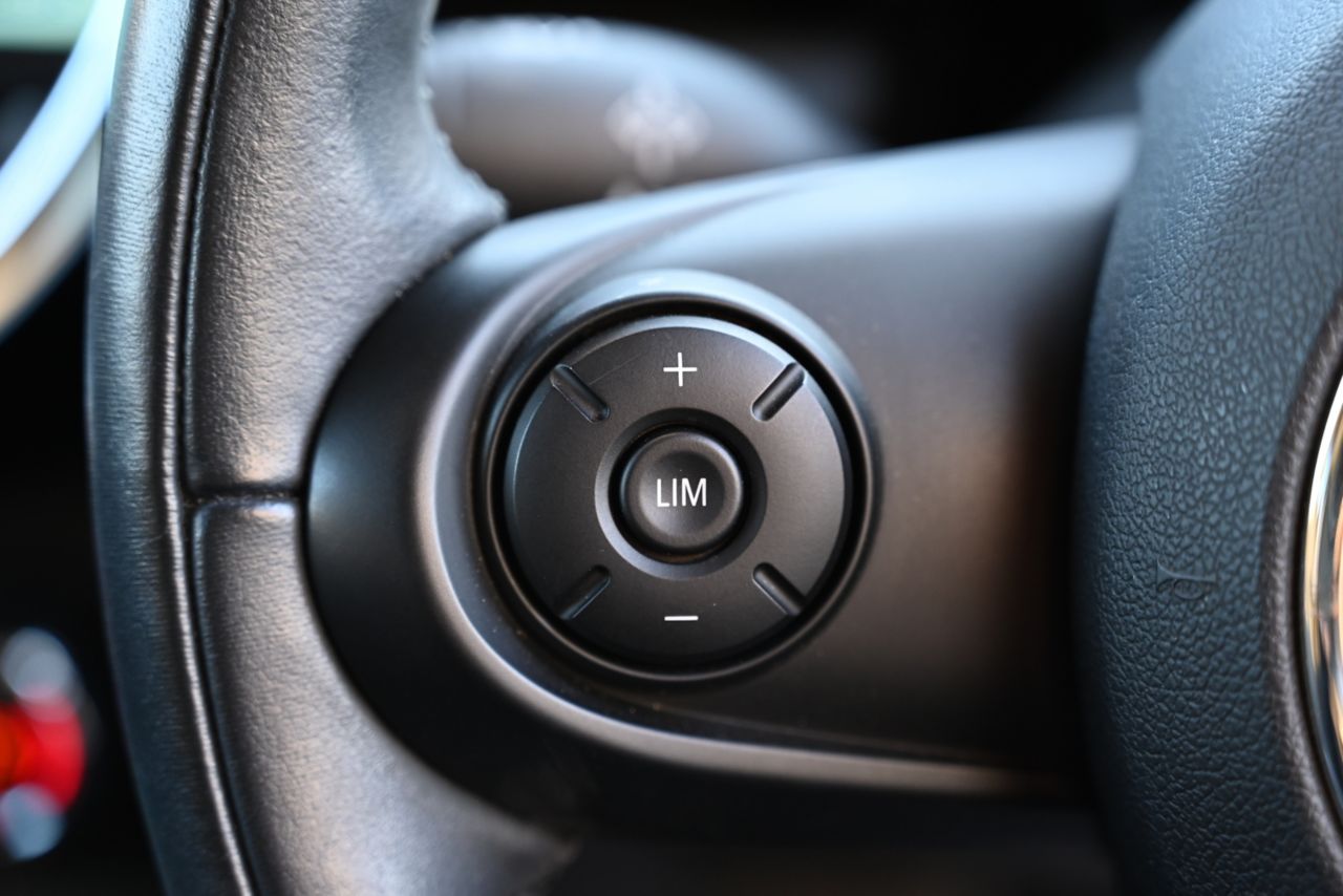 F55 COOPER D (AT)