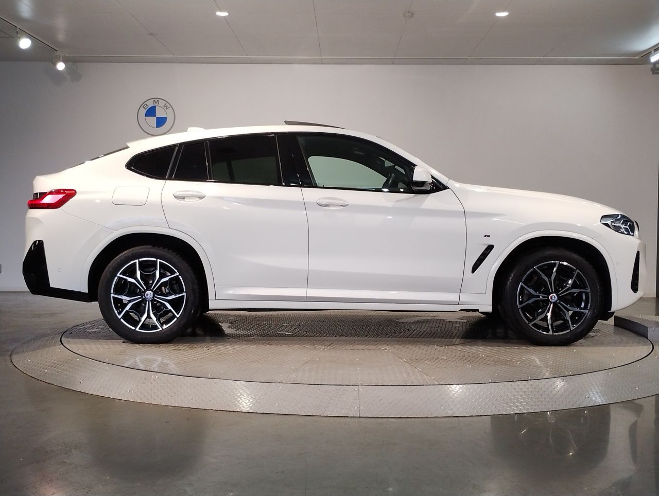 X4 xDrive20d RHD