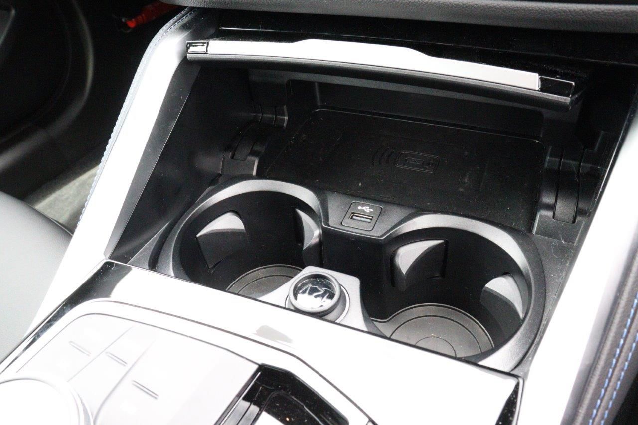 G42 220i Coupe