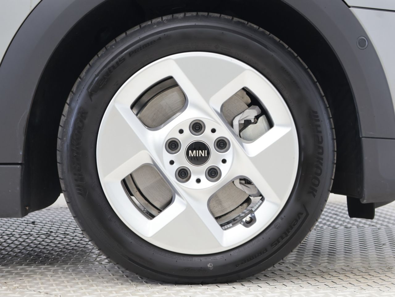 F66 MINI Cooper C 3Dr