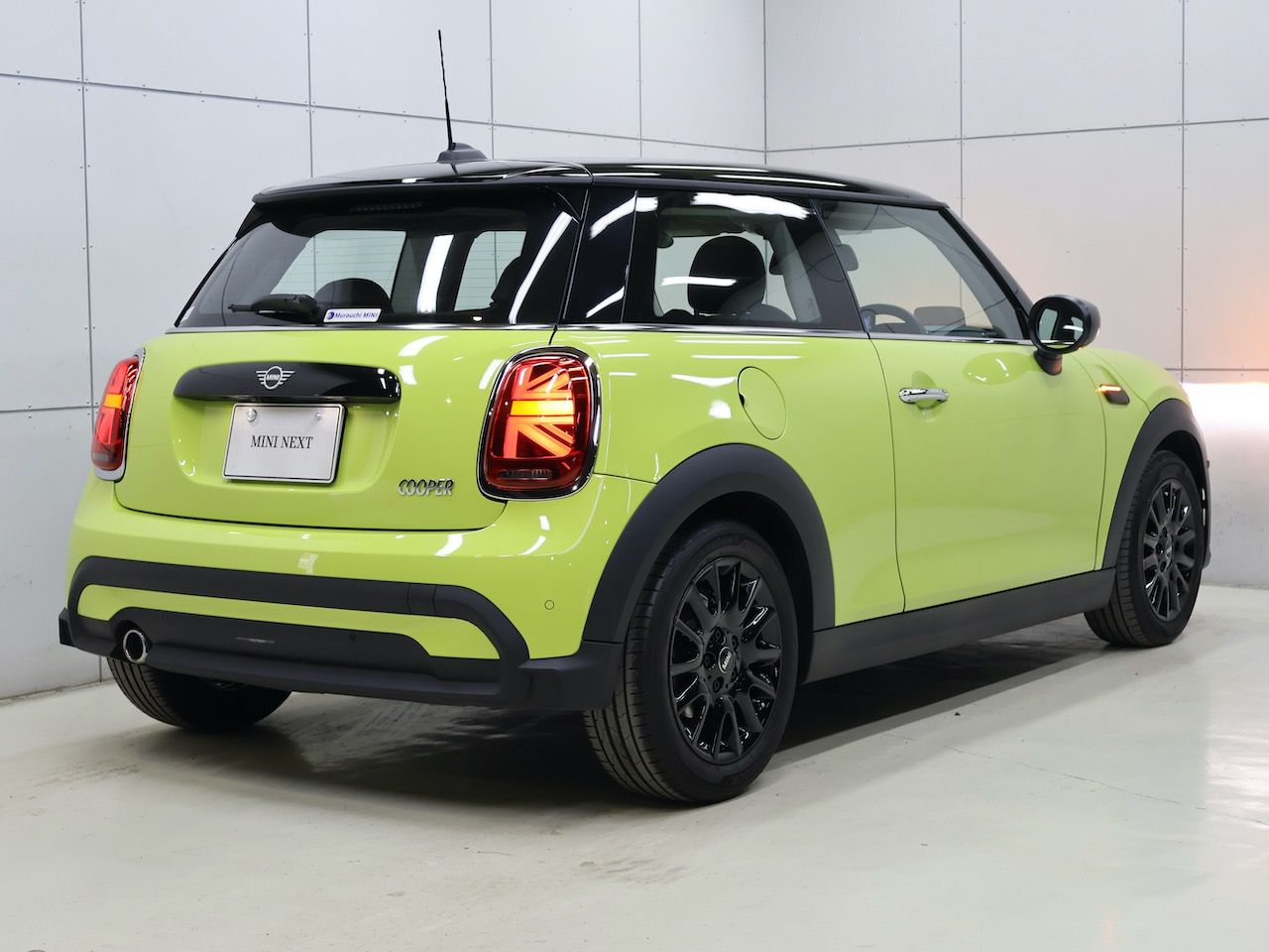 MINI Cooper F56 RHD