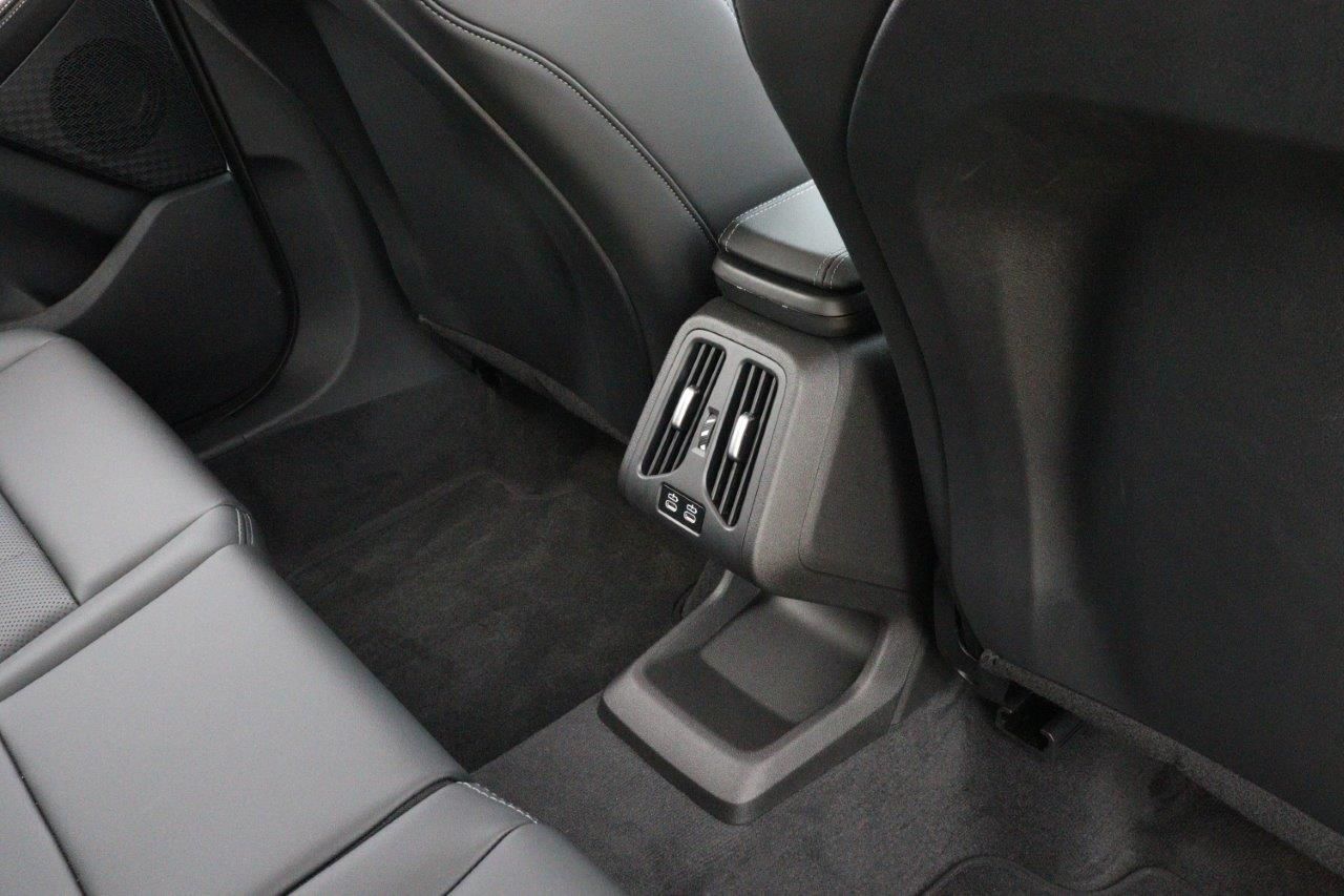 U06 218d Active Tourer B47 2.0d
