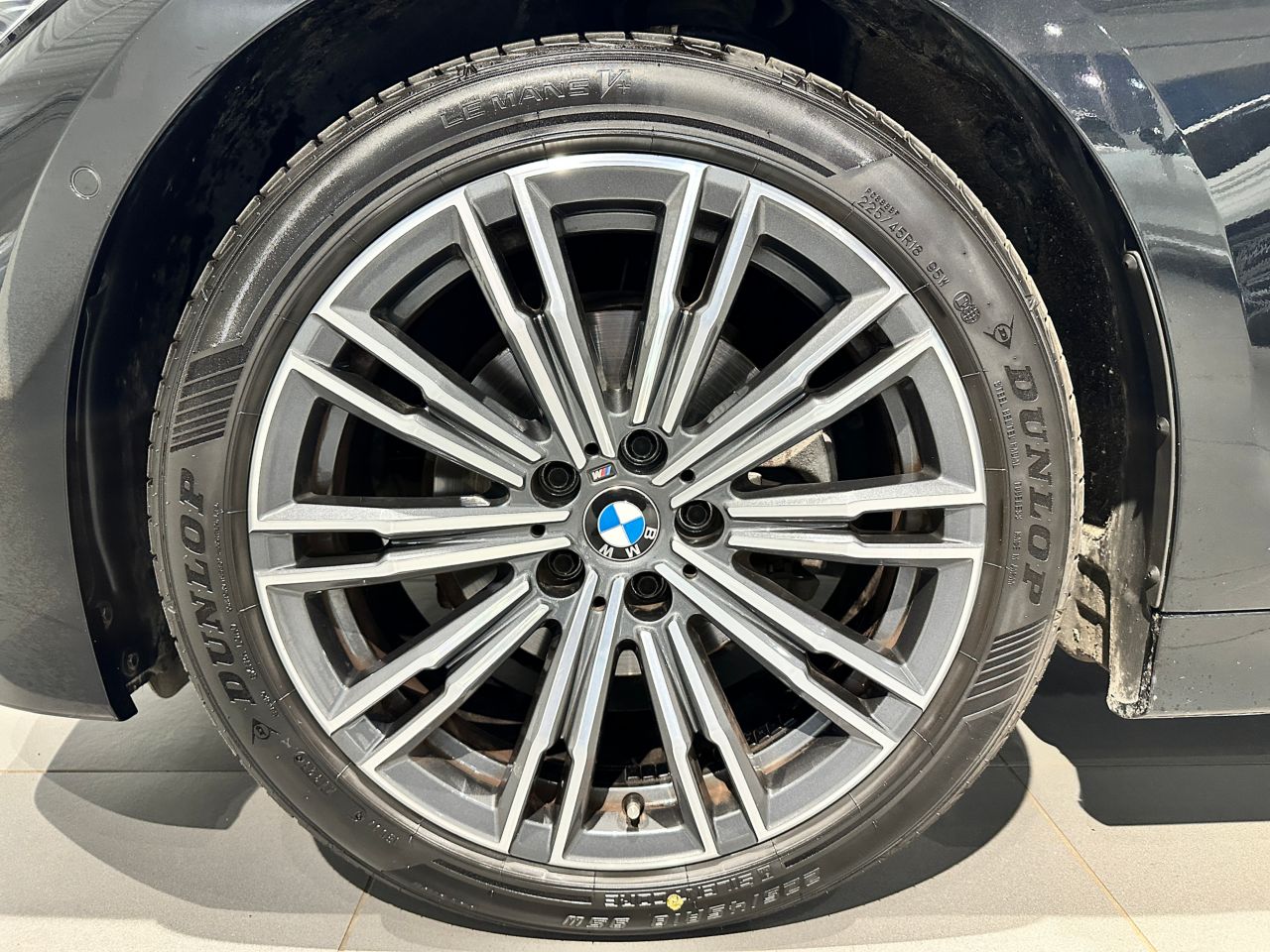 G20 320d xDrive RHD Saloon