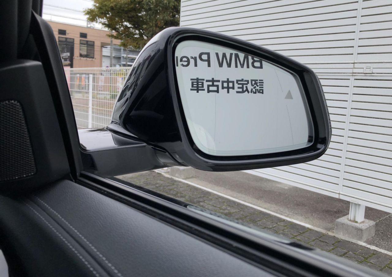 G29 z4 sDrive20i RHD