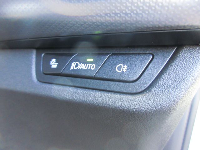 iX2 xDrive30 MSP