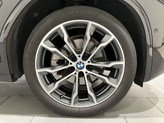 X4 xDrive20d RHD