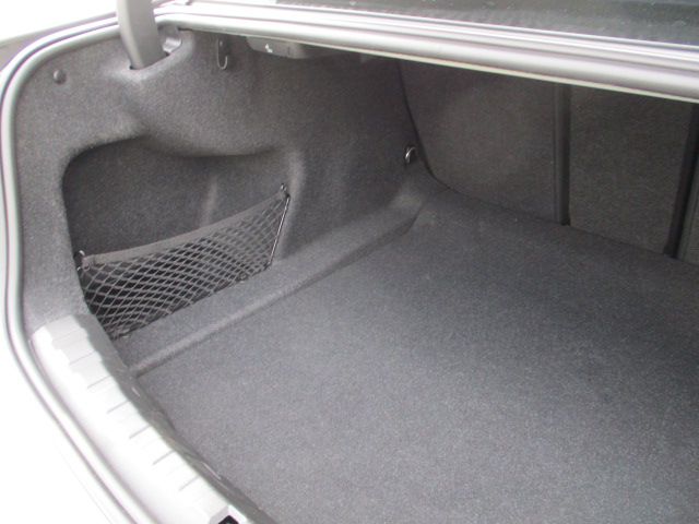 320d xDrive Berline RHD