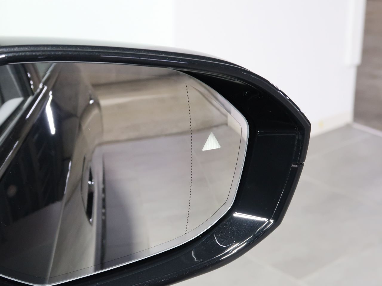 BMW i5 eDrive40 M Sport RHD