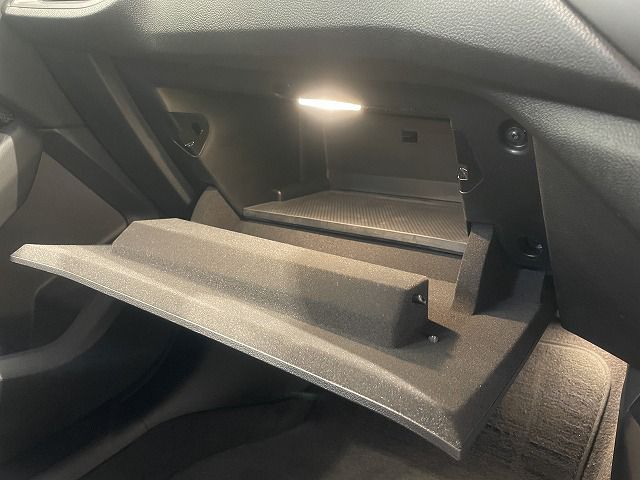 F40 118d Sports Hatch 5-door B47 2.0d