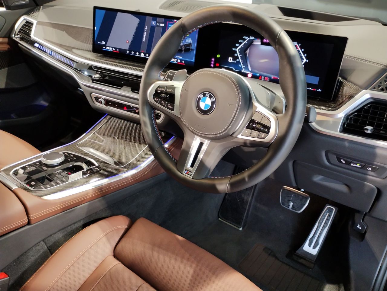 X5 M60i xDrive RHD