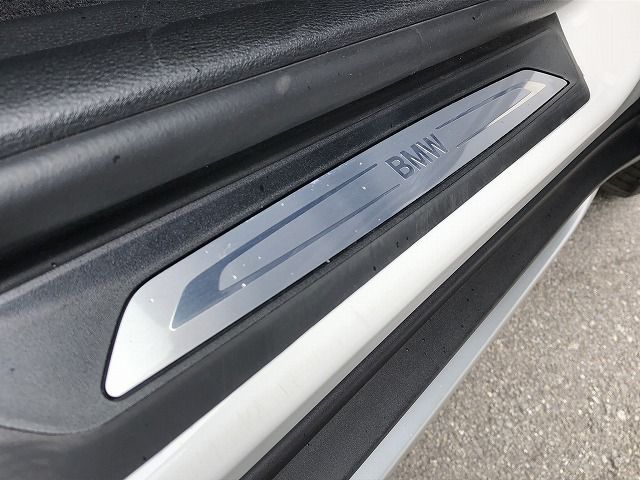 X1 sDrive18i RHD