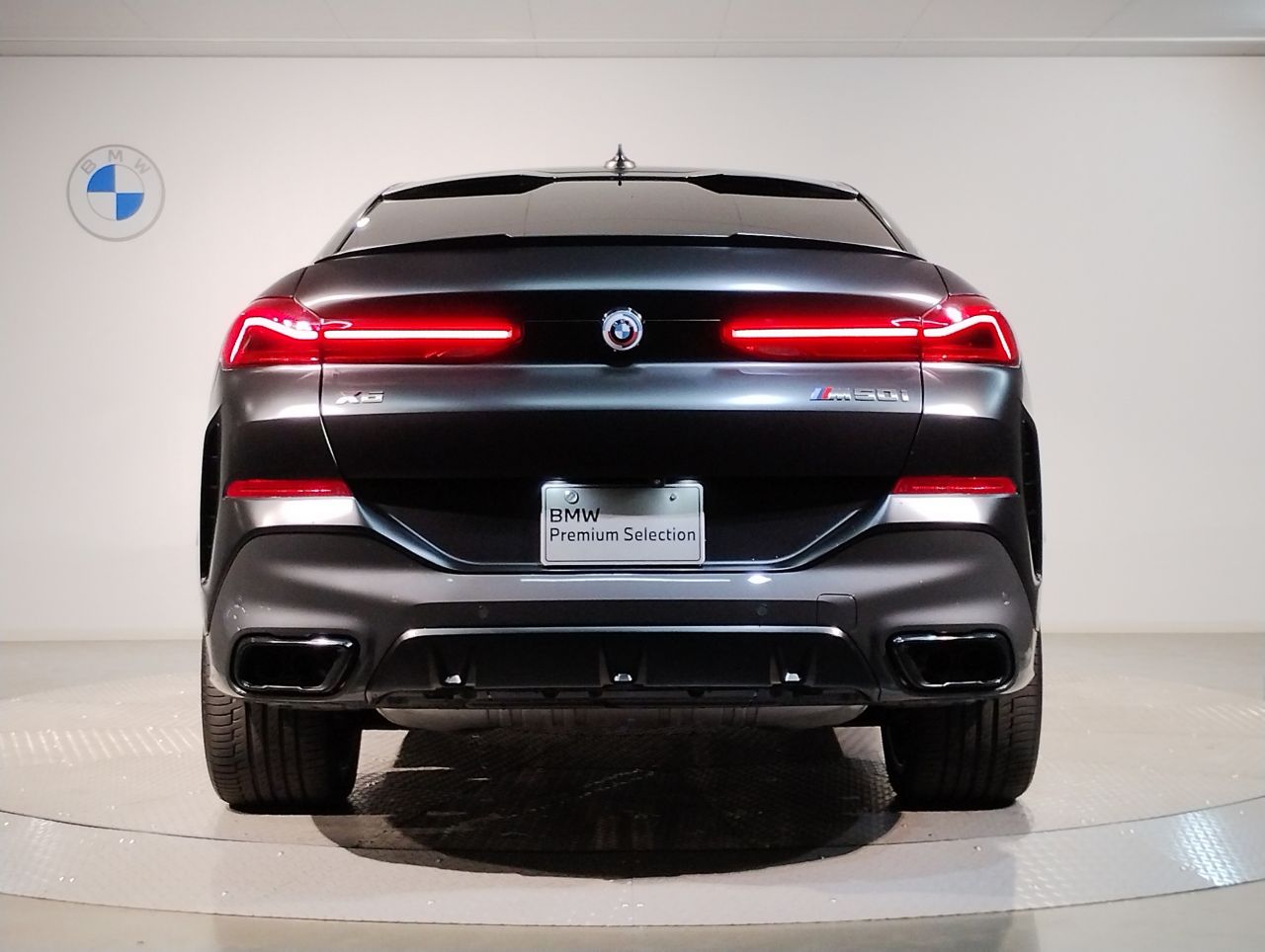 X* M50i RHD