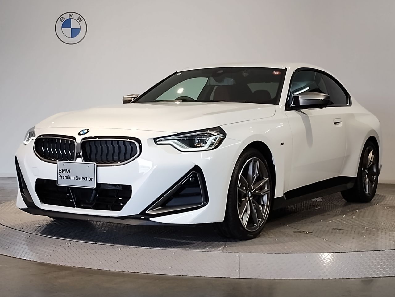 M240i xDrive Coupe