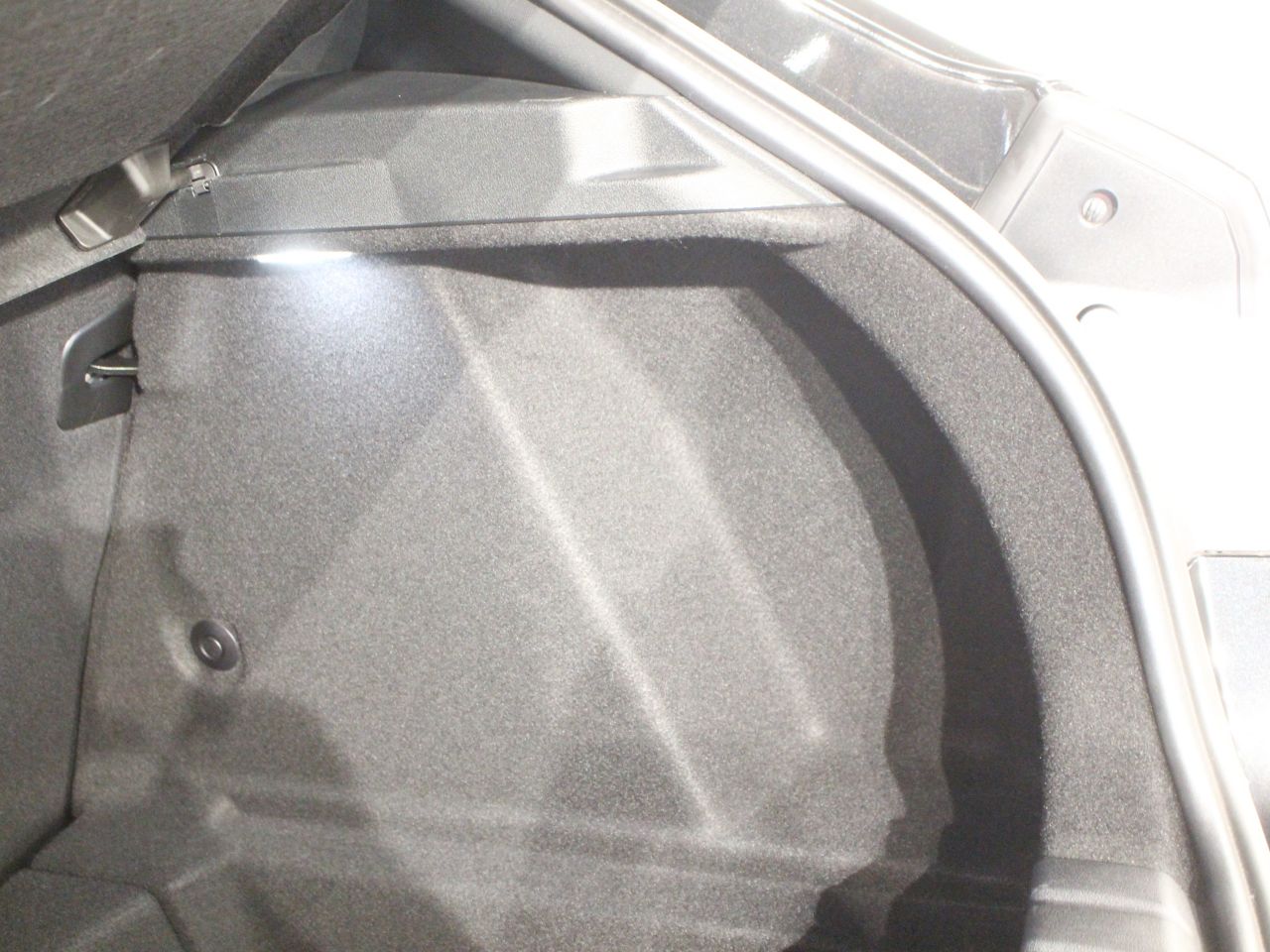 F40 118d Sports Hatch 5-door B47 2.0d