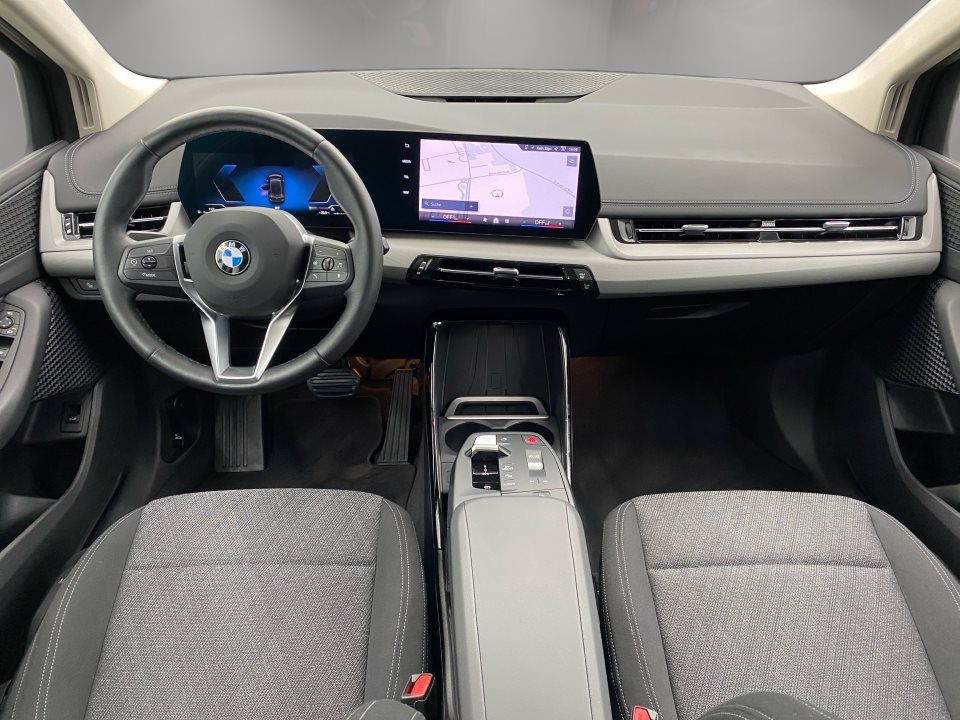 BMW 216