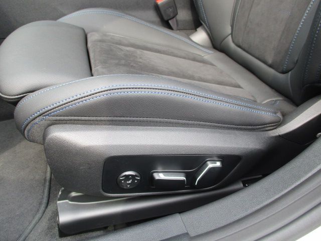 G26 420d xDrive Gran Coupe RHD