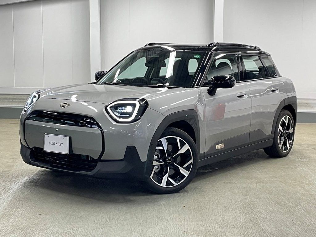 THE NEW ALL-ELECTRIC MINI ACEMAN E