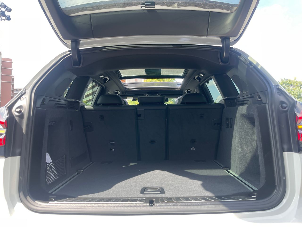 G01 X3 M40d RHD LCI ZA