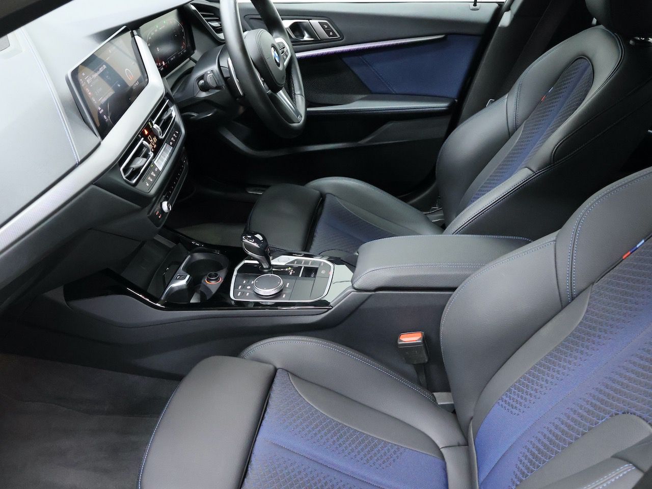 F4* **35i xDrive **** ***** B48 2.0i