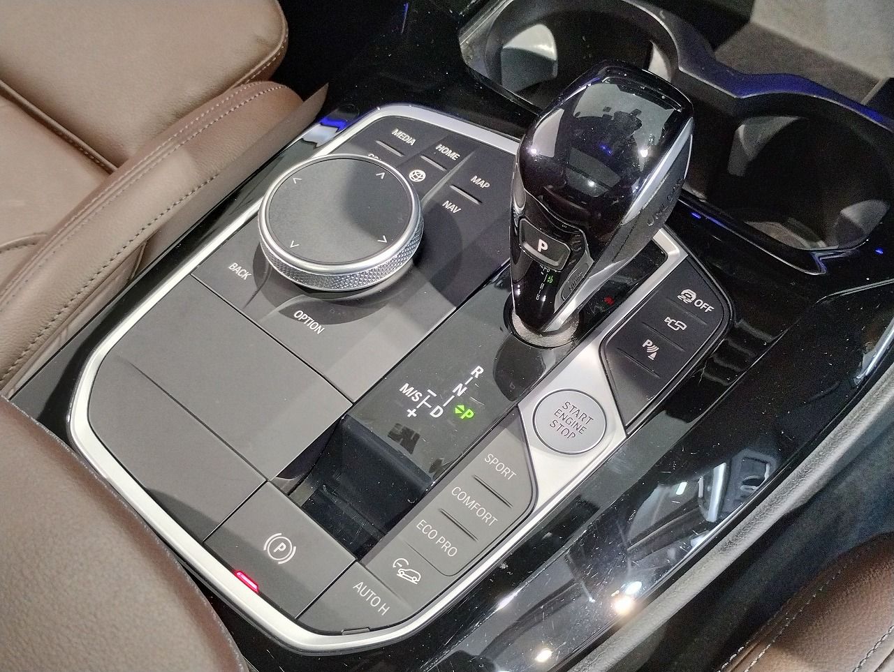 G01 X3 M40d RHD LCI ZA