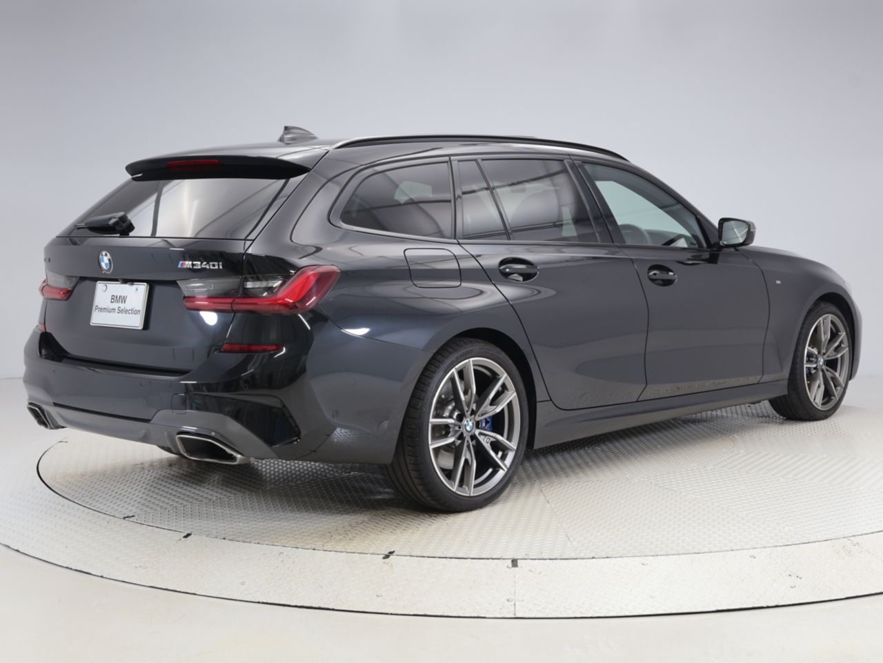 G21 M340i xDrive RHD
