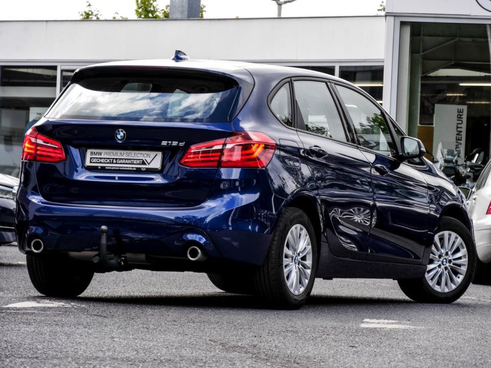BMW 218