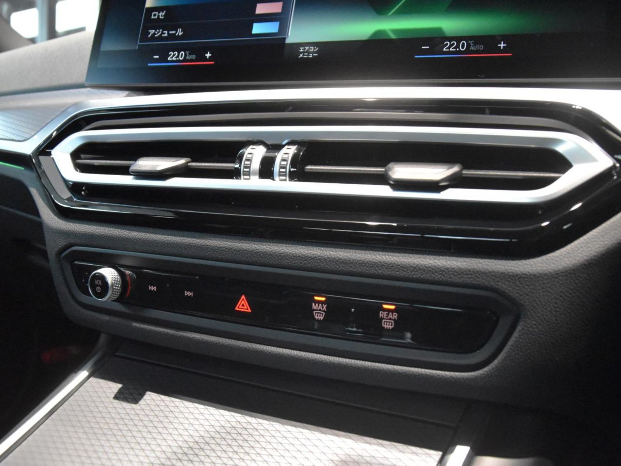320d xDrive Berline RHD