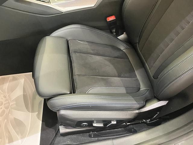 320d xDrive Berline RHD
