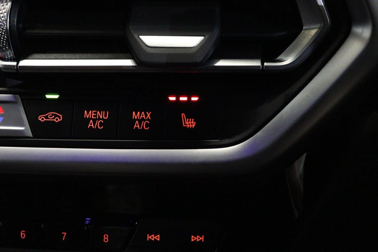 G01 X3 M40d RHD LCI ZA