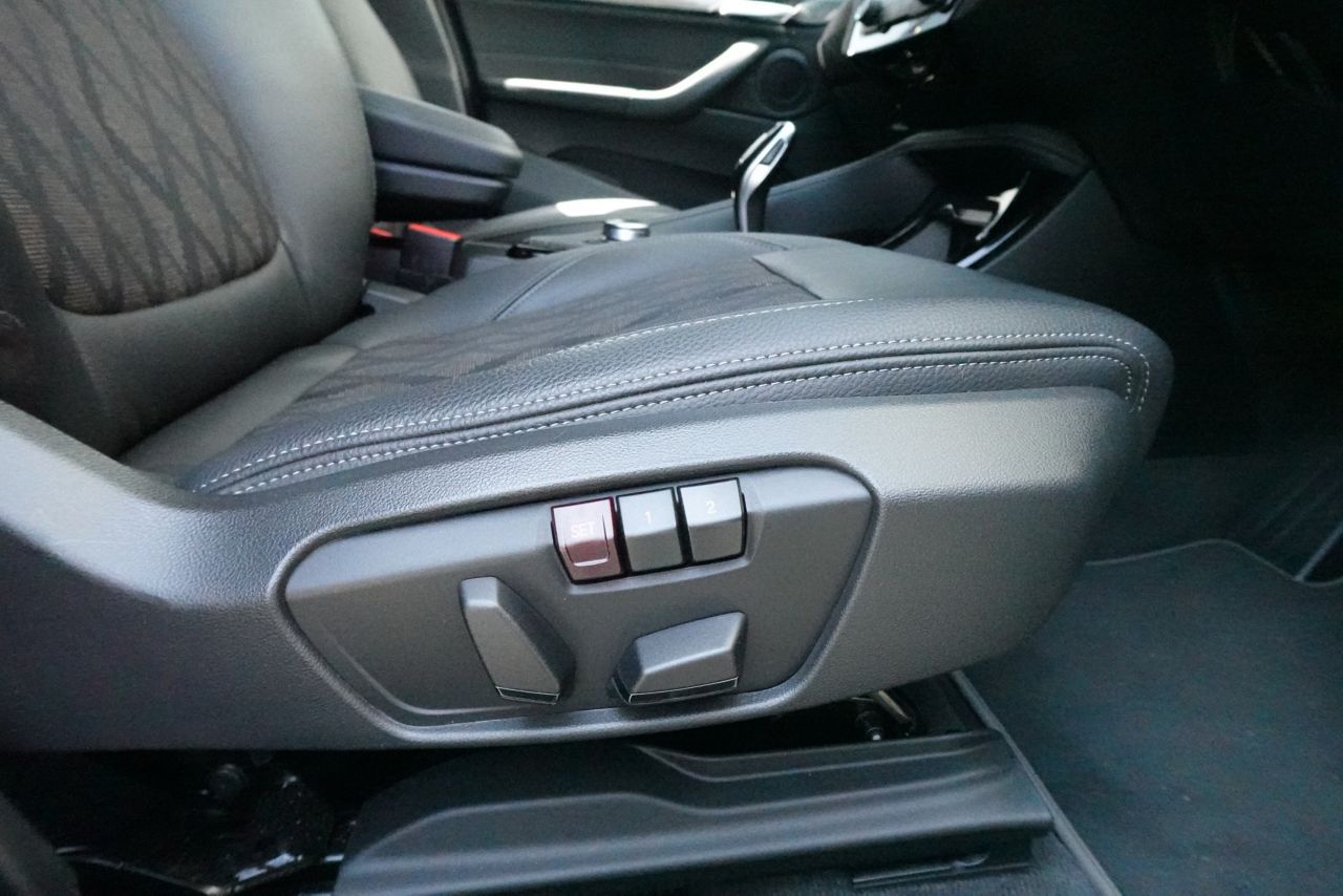 X1 sDrive18i RHD