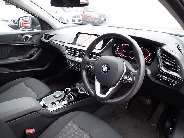 F40 118d Sports Hatch 5-door B47 2.0d