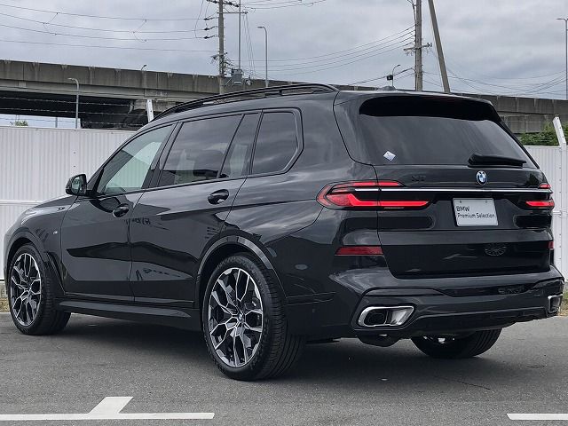 X7 xDrive40d RHD US