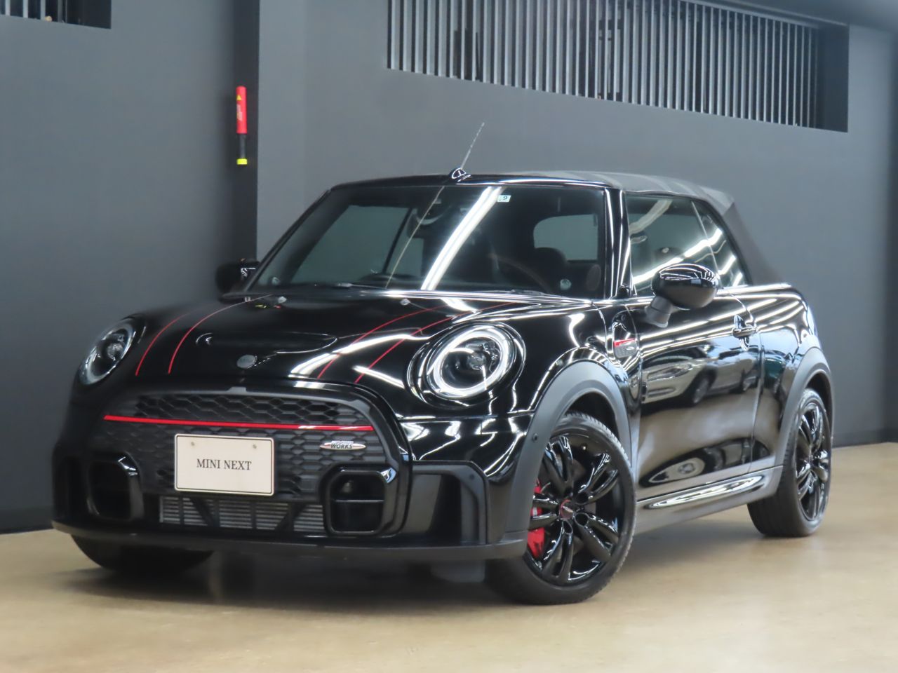 THE NEW MINI JOHN COOPER WORKS CONVERTIBLE.