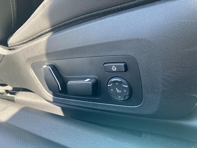 G42 220i Coupe