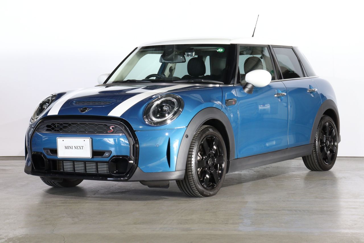 THE NEW MINI COOPER SD 5 DOOR.