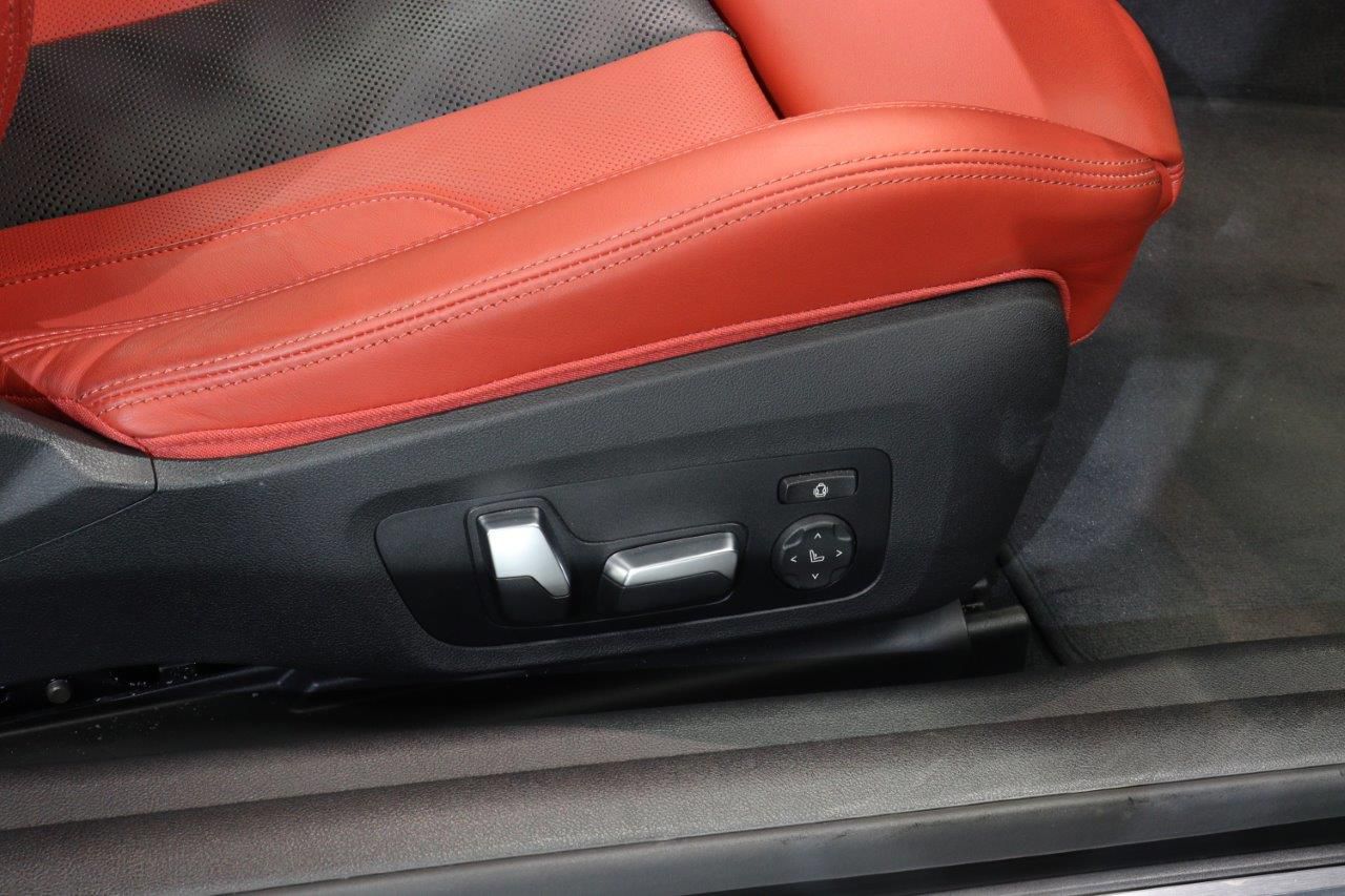 G83 M4 Competition M xDrive Competition RHD